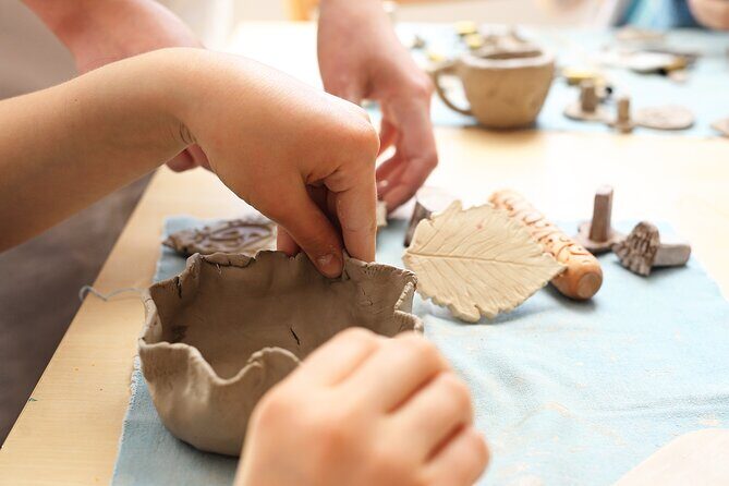 Intro to Wild Clay/Earthenware Pottery Workshop - The Setting and Atmosphere