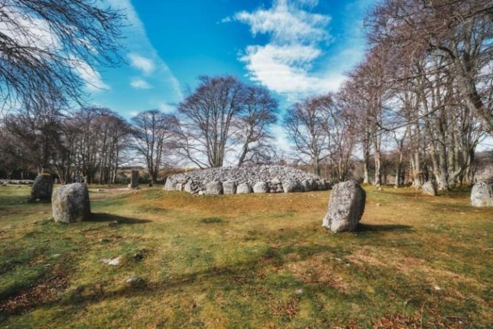 Inverness: Outlander Tour with Whisky Tasting - Whisky Tasting at Tomatin Distillery  