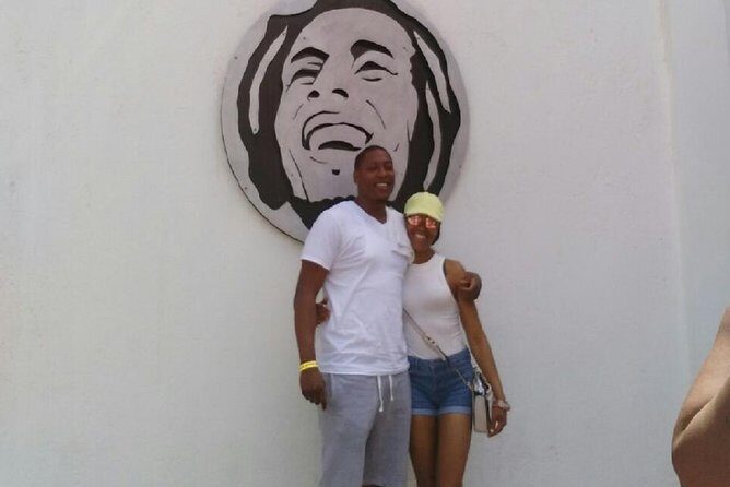 Irie Blue Hole,Fern Gully & Bob Marley Nine Mile Mausoleum Tour from Kingston - Who Will Love This Tour?  