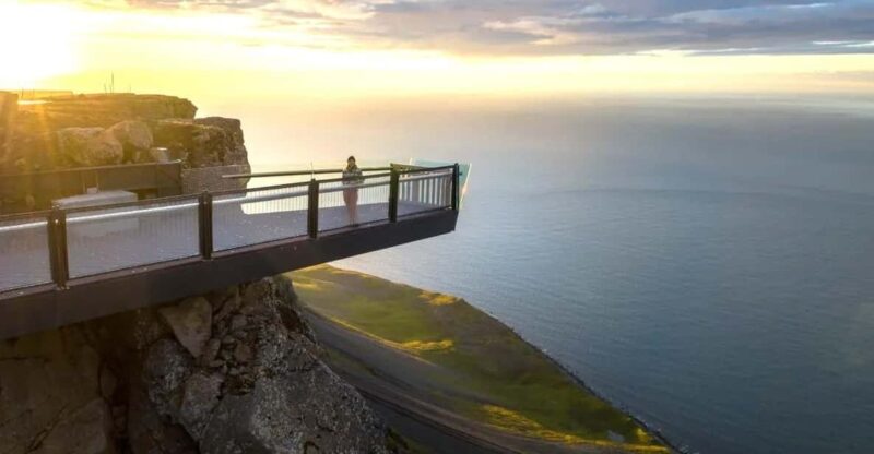 Isafjordur: Bolafjall View Platform Guided Trip by Bus - Itinerary Details