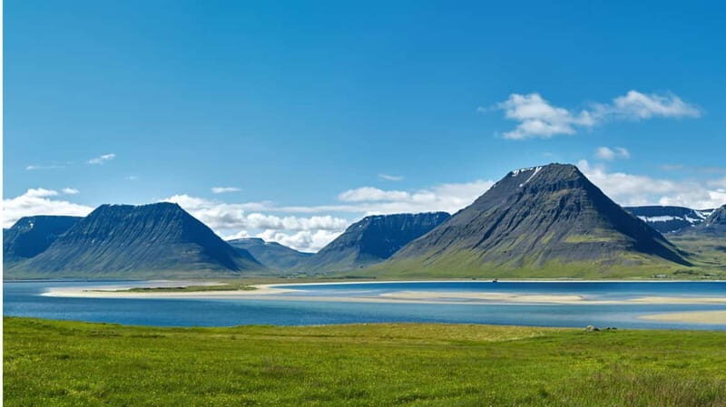 Ísafjörður: Flateyri Village tour: Local Culture & History - A Close Look at the Tour Experience
