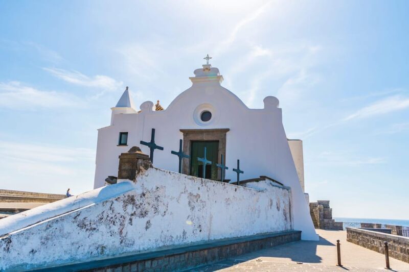 Ischia: Vineyard Tour & Picnic Among the Olive Trees - Frequently Asked Questions