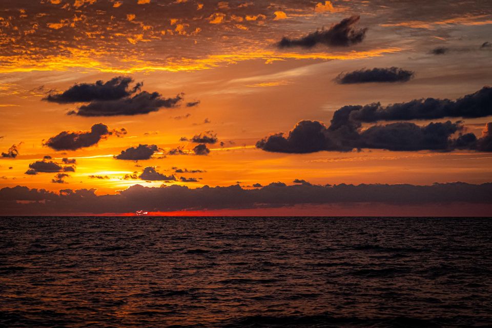 Ishigaki Island: The Best Sunset Cruising - Group Size and Tour Guide