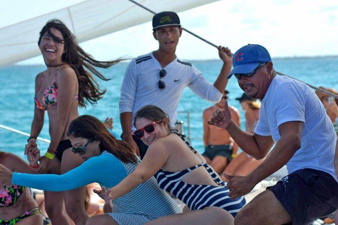 Isla Mujeres All Inclusive Sailboat Experience - The Premium Option: Upgrading for Luxury