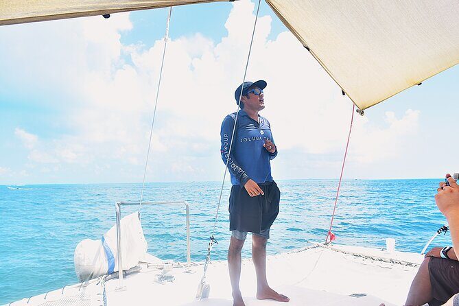 Isla Mujeres Catamaran Experience from Cancun! Unlimited drinks - FAQ