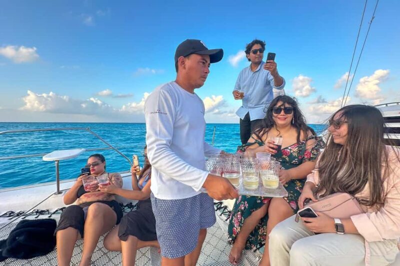 Isla Mujeres: Catamaran Ride with Open Bar, Snorkeling, and Lunch - FAQs