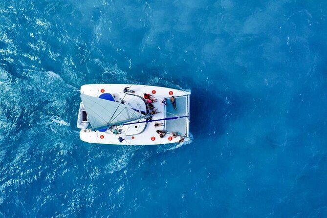 Isla Mujeres: Catamaran Tour with Snorkeling Food, Drinks, Beach - Analyzing the Value