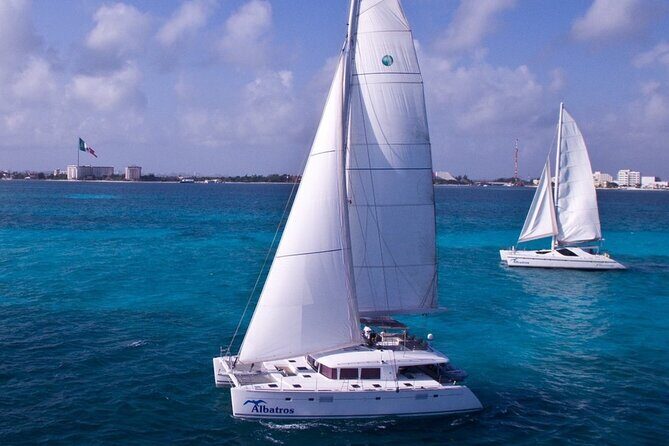 Isla Mujeres Catamaran Tour with Snorkeling, Open Bar and Buffet - FAQ