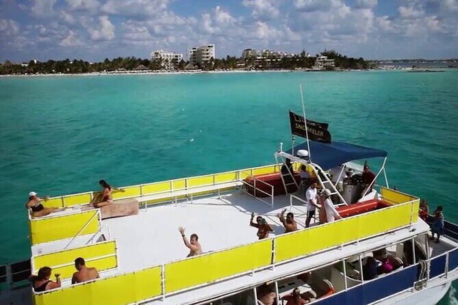 Isla Mujeres Catamaran Unlimited! Transportation from Playa del Carmen - An In-Depth Look at the Tour Itself