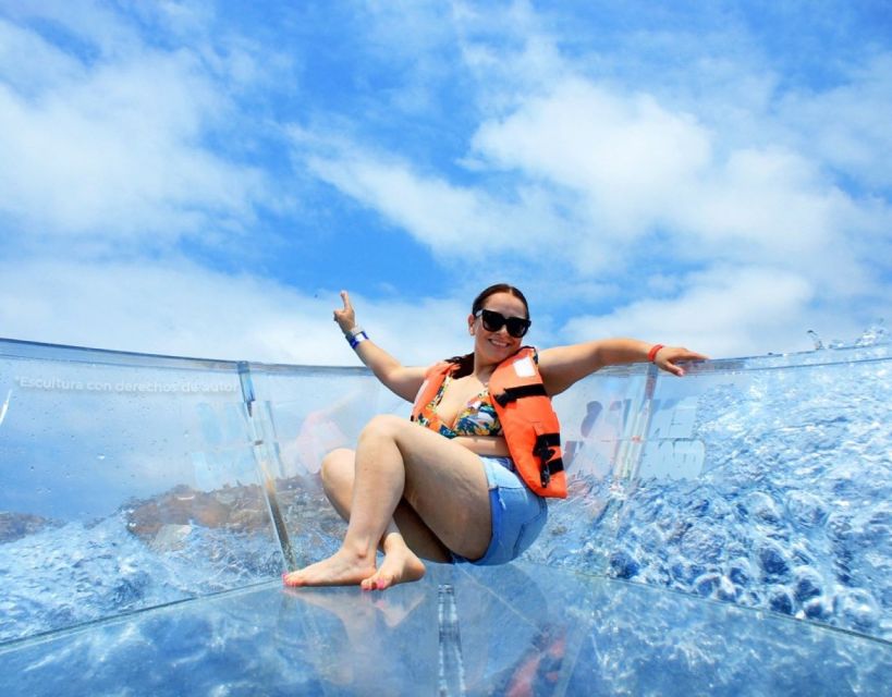 Isla Mujeres: Clear Boat Tour of the Island - Key Points