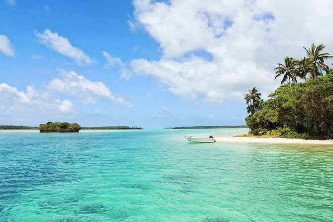 Isla Mujeres Deluxe (boat, Snorkeling, Free Time At Isla Mujeres Downtown-food) - FAQ