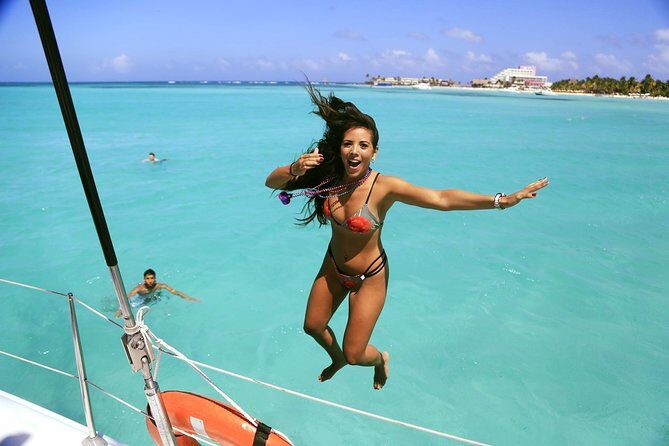 Isla Mujeres in Catamaran - FAQs
