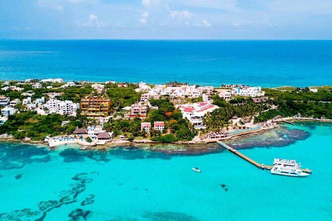 Isla Mujeres on luxury catamaran with snorkel, open bar and lunch - What Makes This Tour Stand Out?