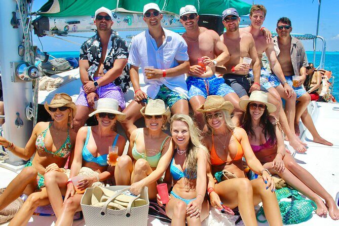 Isla Mujeres Spring Break Party Catamaran Snorkel and Open Bar - End of the Day: Returning to Cancun
