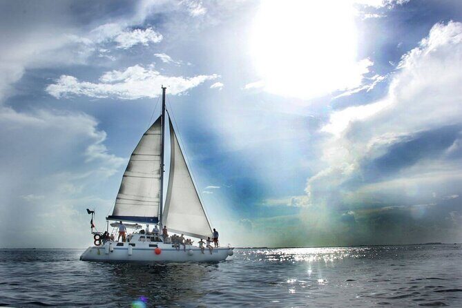 Isla Mujeres tour, Discover the amazing Caribbean Sea by Catamaran - Final Thoughts: Who Is This Tour For?