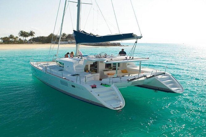 Isla Mujeres tour in a Catamaran with snorkel, open bar, lunch - Who Would Love This Tour?