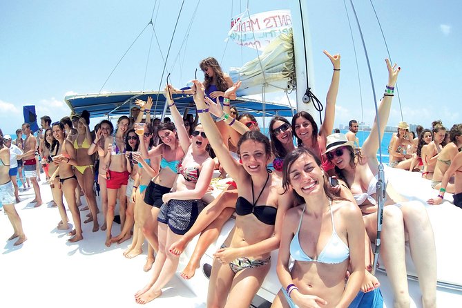 Isla Mujeres Tour on Catamaran With Snorkel, Open Bar, Buffet & Beach Club - Inclusions and Amenities