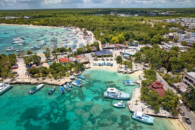 Isla Saona Private Full-Day Catamaran Experience - Itinerary Breakdown: From Scenic Cruise to Natural Wonders