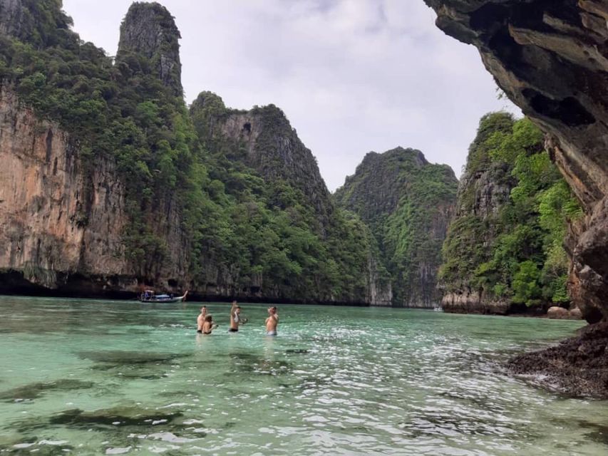 Island Hopping and Snorkeling Plankton Tour by Speedboat - Itinerary Overview