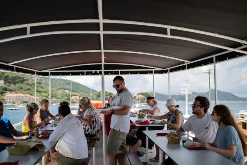 Island Hopping & City Walls Cruise with Food and Open Bar - FAQ