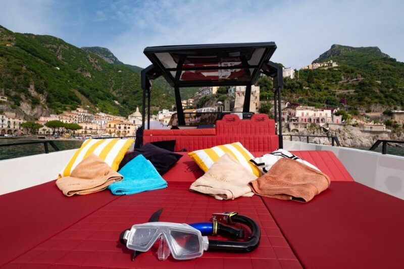 Island of Capri | Private boat tour - Key Points  