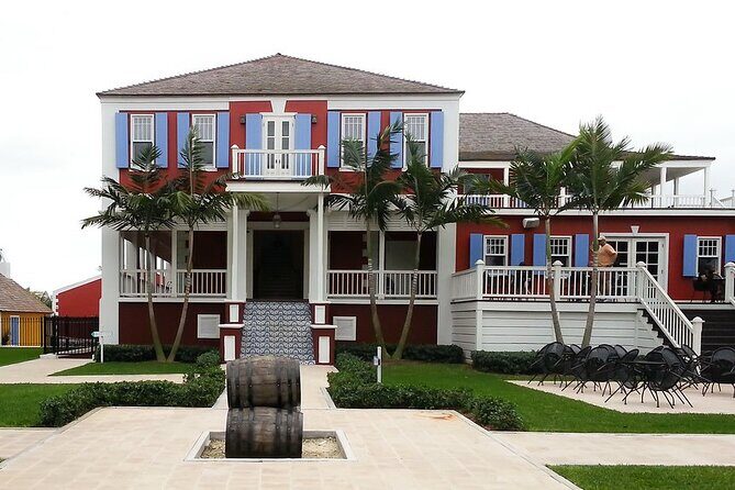 Island Stroll in historic Nassau - Practical Details and Considerations