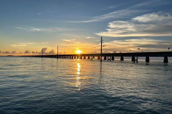 Island Sunset Cruise 2 Hour Catamaran Tour in Marathon Florida - Key Points