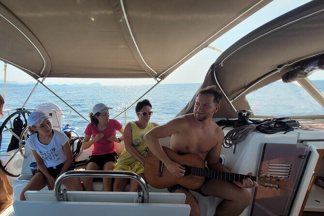 Islands Tour on Luxurious Jeanneau Sun Odyssey - Authentic Feedback and Experiences