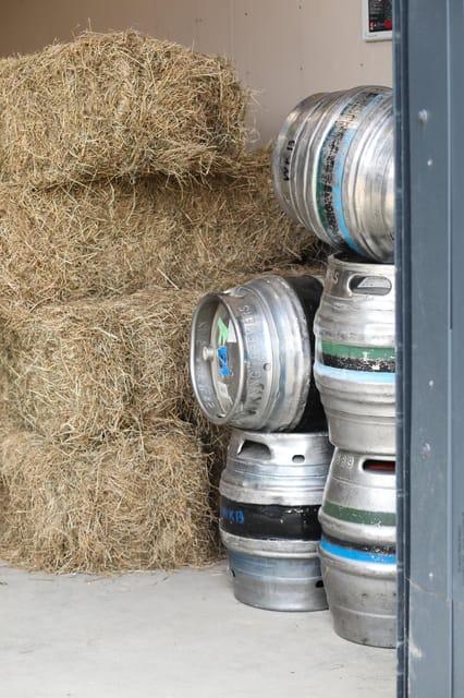 Isle of Wight: Brewery Tour and Beer Tasting - Guided Tour of Wight Knuckle Brewery