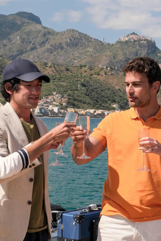 Isola Bella-Blue Grotto: Boat Tour, Snorkeling & Aperitif - Spotting Dolphins in Their Natural Habitat
