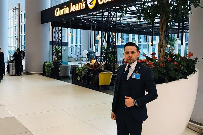 Istanbul Airport Transfer by Private Minivan + Meet & Greet Service at Airport - Key Points