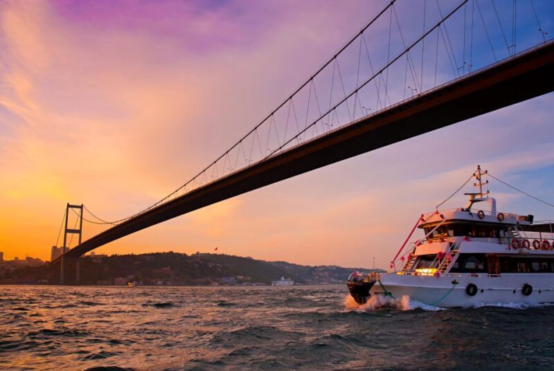 Istanbul: Bosphorus and Golden Horn River Sunset Cruise - What Makes This Cruise Special