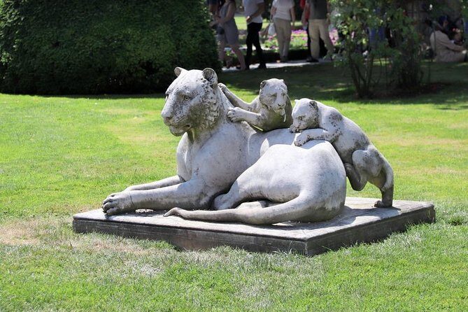 Istanbul Bosphorus Cruise And Dolmabahce Palace Tour  Full Day - How the Experience Feels in Practice