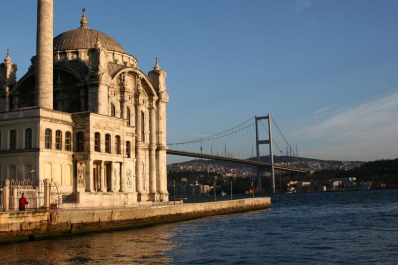 Istanbul Bosphorus Dinner Cruise &Entertainment hotel pickup - Authentic Experiences and Real Guest Feedback