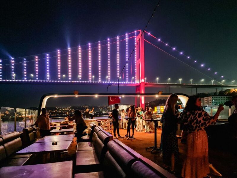 Istanbul: Bosphorus Dinner Cruise w/ Drinks & Entertainment - What You Can Expect on the Bosphorus Dinner Cruise