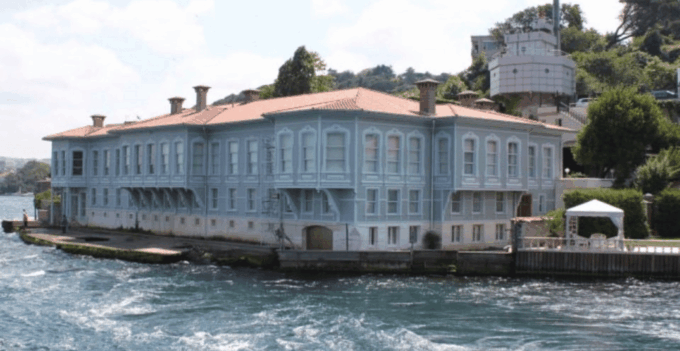 Istanbul: Bosphorus Morning Cruise With Breakfast - Tips for a Memorable Experience