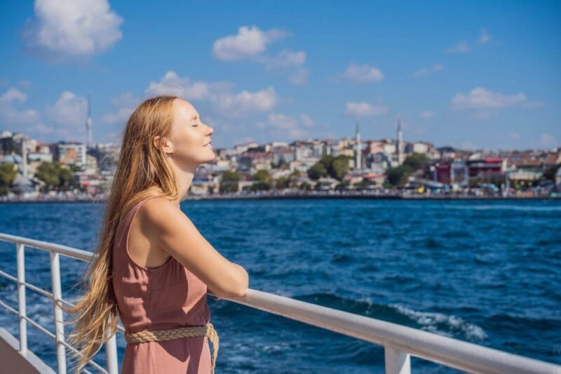 Istanbul: Bosphorus Strait Sightseeing Cruise & Audio Guide - A Deep Dive into the Bosphorus Cruise Experience