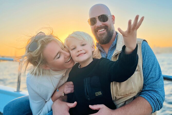 Istanbul Bosphorus Sunset Cruise on Luxury Yacht - Expectations and Accessibility