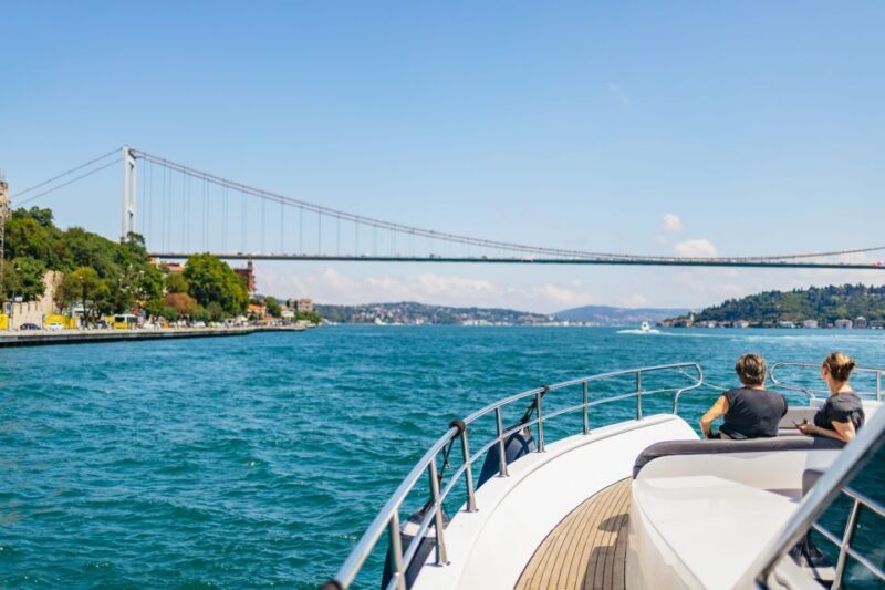 Istanbul: Bosphorus Yacht Cruise with Stopover on Asian Side - The Route and Sights