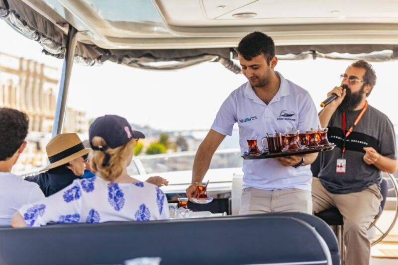 Istanbul: Bosphorus Yacht Cruise with Stopover on Asian Side - Food and Beverage