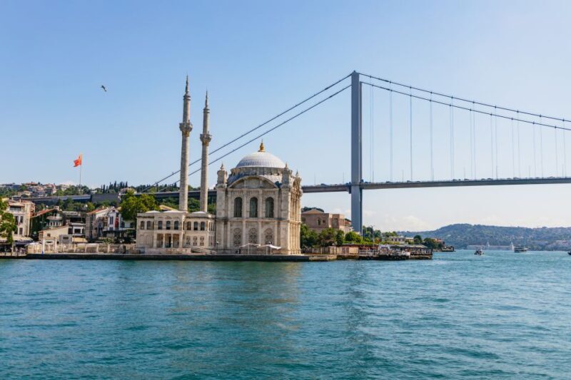 Istanbul: Bosphorus Yacht Cruise with Stopover on Asian Side - Price and Value