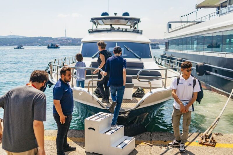 Istanbul: Bosphorus Yacht Cruise with Stopover on Asian Side - Who Will Love It