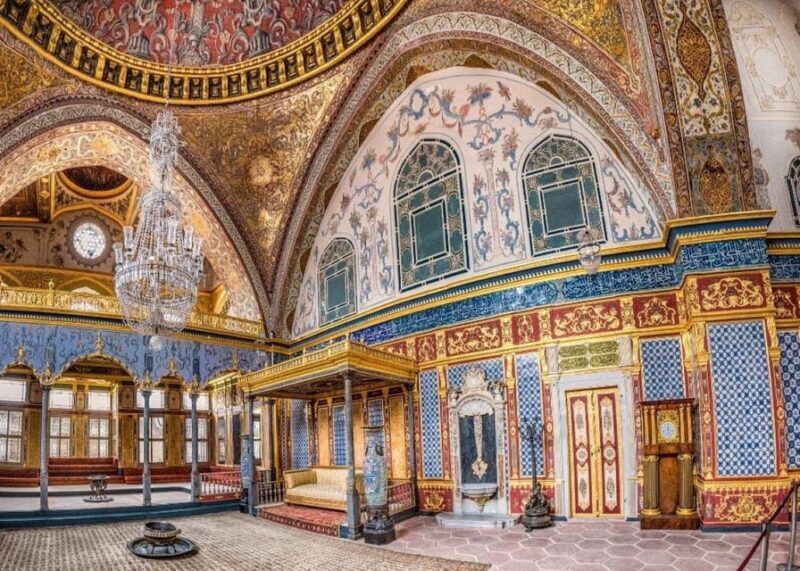 Istanbul Combo: Topkapi Palace & Hagia Sophia Museum - FAQs
