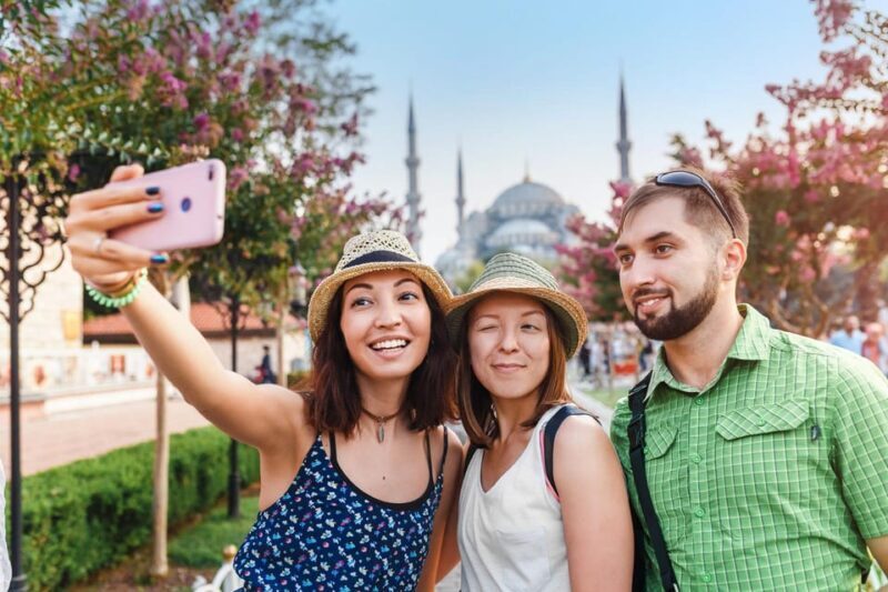 Istanbul Dolmabahçe Palace Private Tour with Transfers - Key Points
