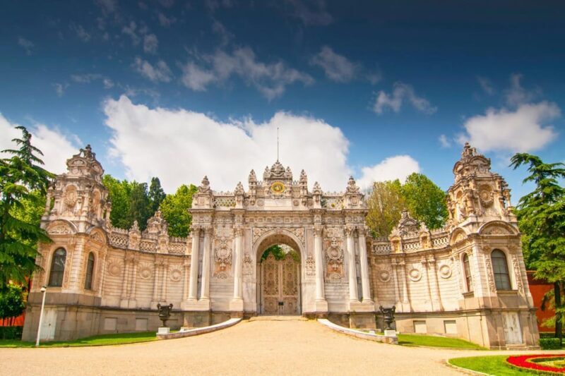 Istanbul Dolmabahçe Palace Private Tour with Transfers - Final Thoughts: Is This Tour Right for You?
