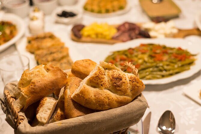 Istanbul Food and Culture Tour: Dinner at Local Family - A Detailed Look at the Experience