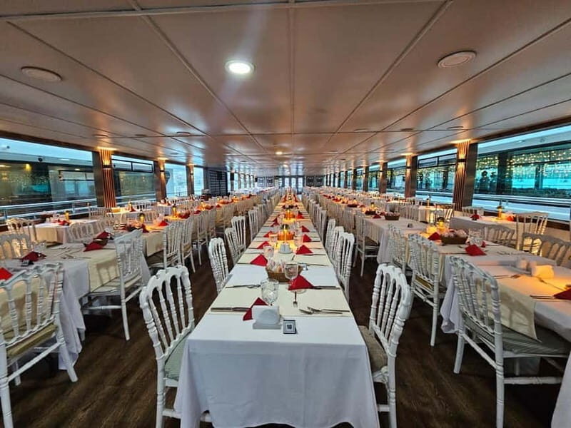 Istanbul: Golden Horn & Bosphorus Dinner and Show - Live Entertainment: Bringing the Night to Life