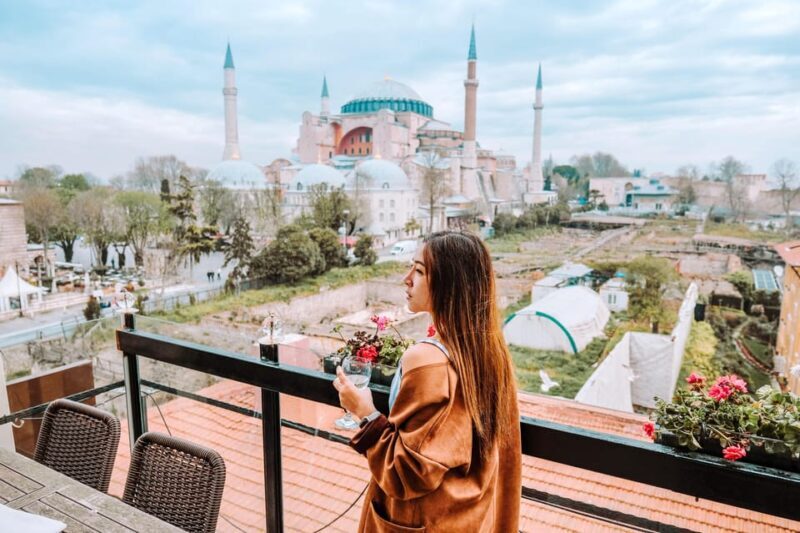 Istanbul: Hagia Sophia, Chora Church, and Balat Tour - Key Points