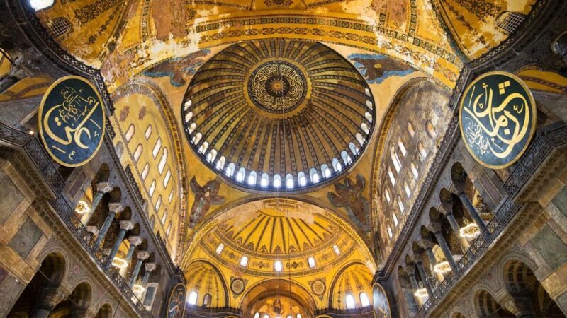 Istanbul: Hagia Sophia Guided Tour with Expert Guide - Key Points