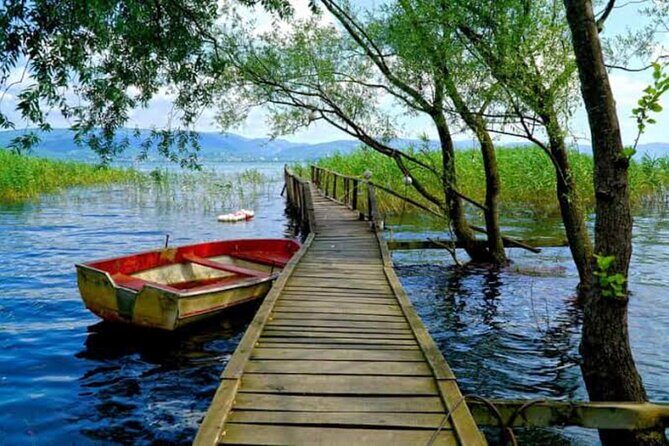 Istanbul Lake Sapanca Tour with Lunch and Transfer - Transportation & Group Size